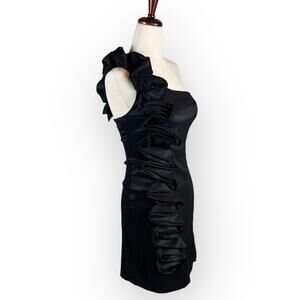 VTG Y2K Forever 21 LBD Black Dress One Shoulder Ruffle Bodycon Size Small